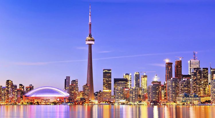 بررسی هزینه های یک ماه زندگی در تورنتو کانادا